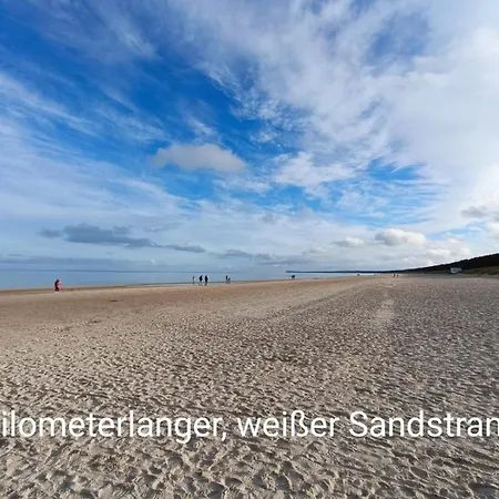 Haus Nemo - Appartement 5, Gemuetliches Appartement Mit Strandkorb, Strandnah 50 M Ostseebad Heringsdorf Exterior foto